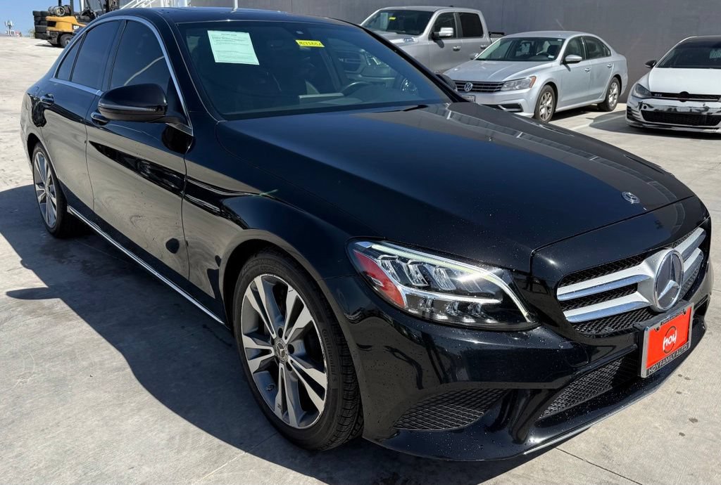 Used 2019 Mercedes-Benz C 300 Sedan image 4