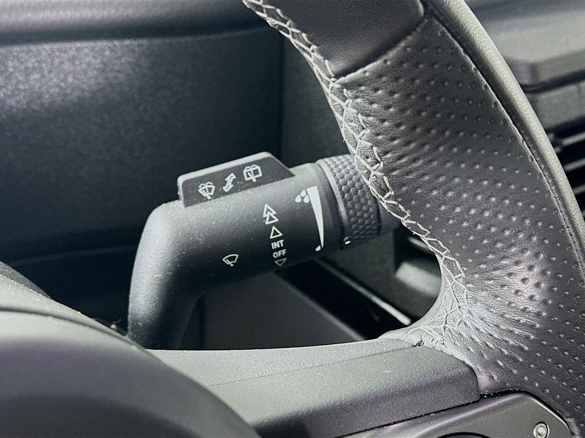 Used 2024 INEOS Grenadier image 22