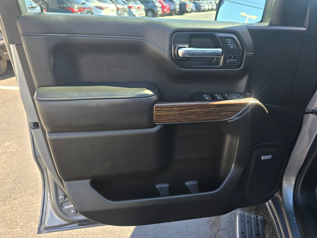 Used 2022 Chevrolet Silverado 1500 High Country w/ Safety Package II image 17