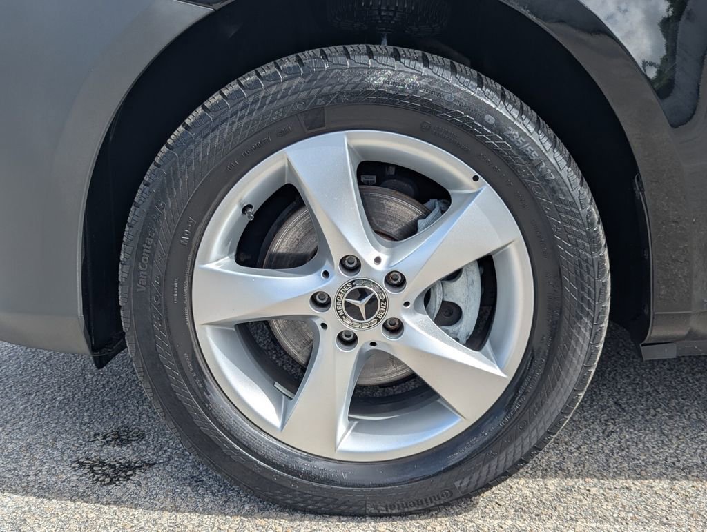 Used 2022 Mercedes-Benz Metris image 9