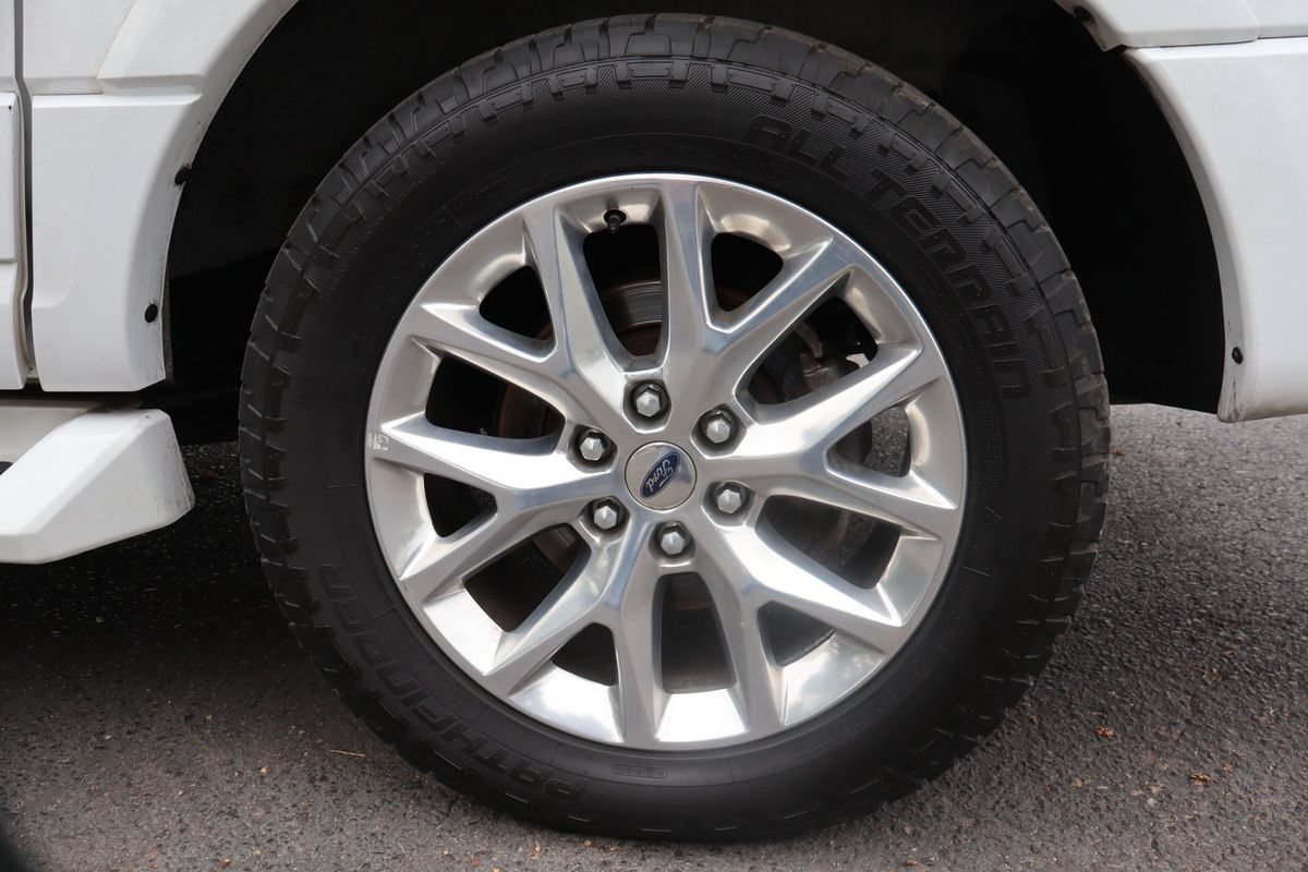 Used 2017 Ford Expedition EL Limited AWD/4WD image 44