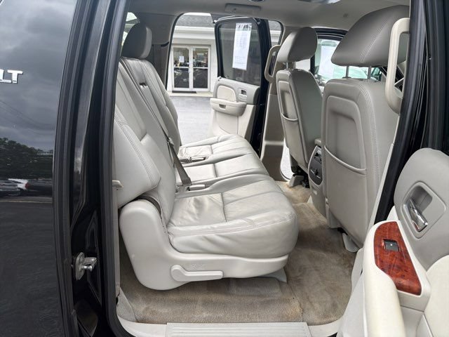 Used 2012 Chevrolet Suburban LT AWD/4WD image 25