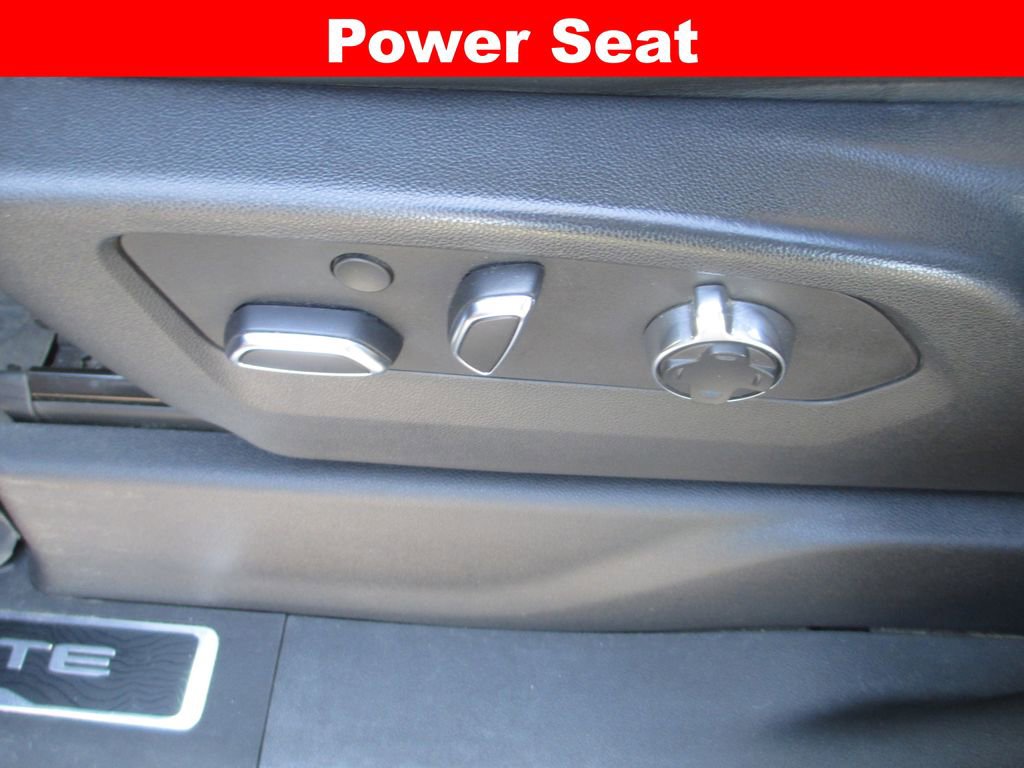 Used 2024 GMC Sierra 2500 Denali Ultimate AWD/4WD image 32