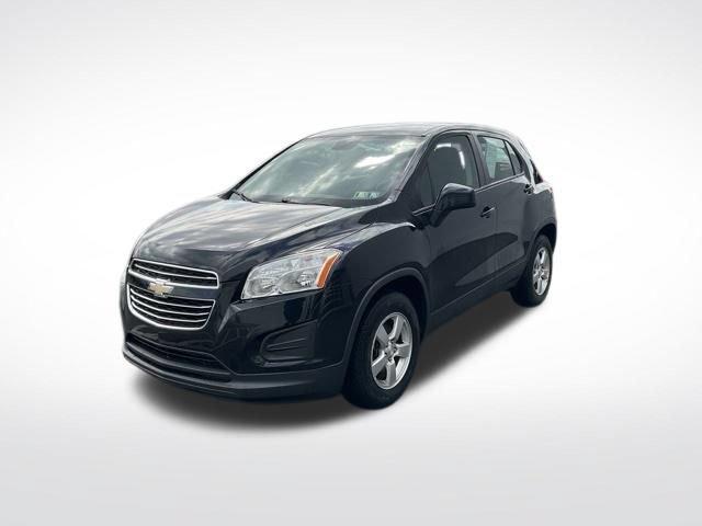 Used 2015 Chevrolet Trax LS w/ LPO, Cargo Package AWD/4WD image 3