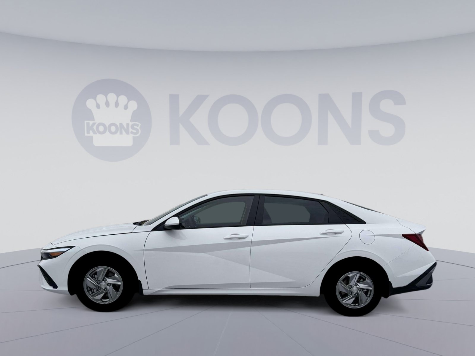 New 2026 Hyundai Elantra SE FWD image 4