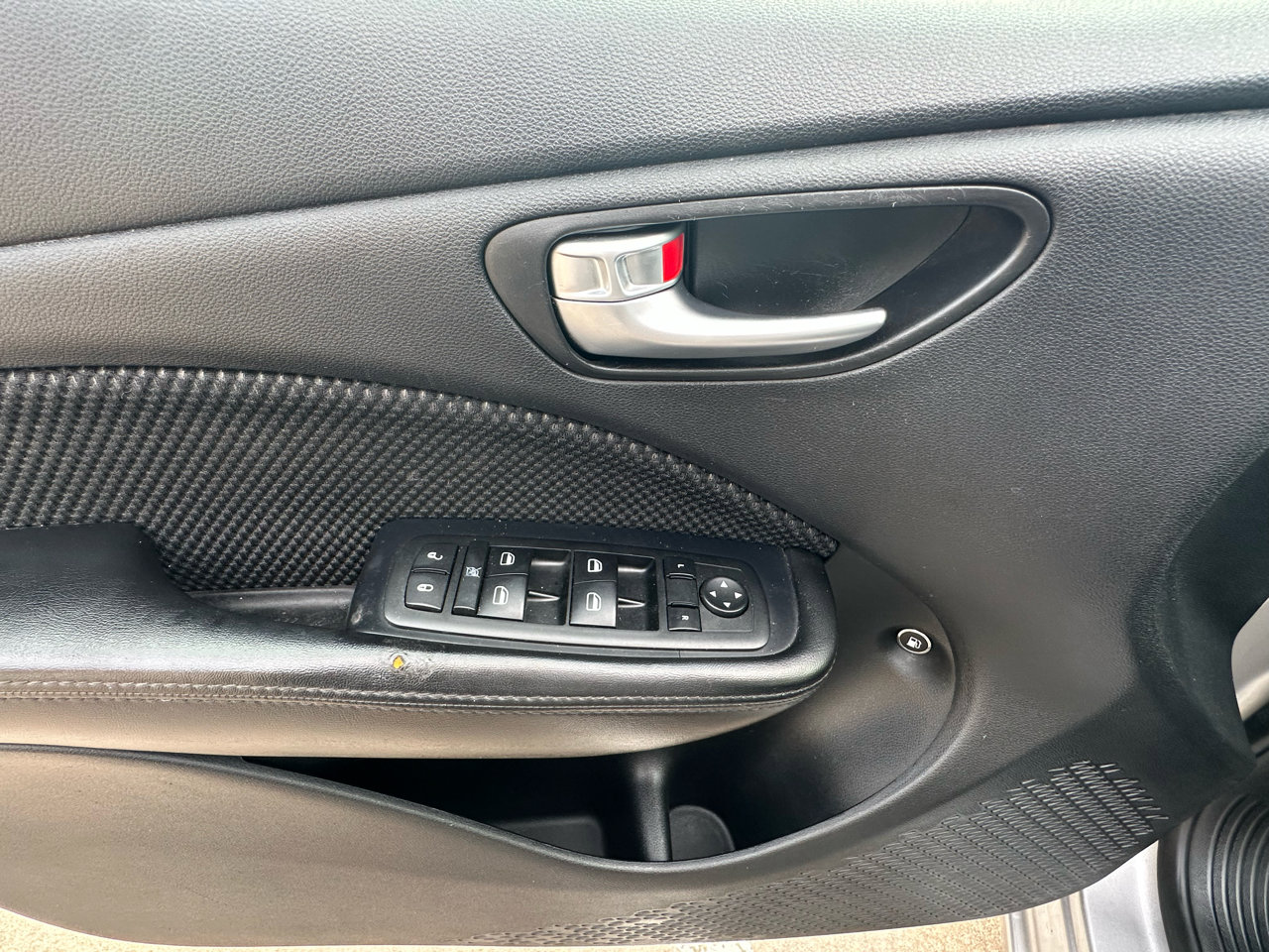 Used 2014 Dodge Dart SXT image 9