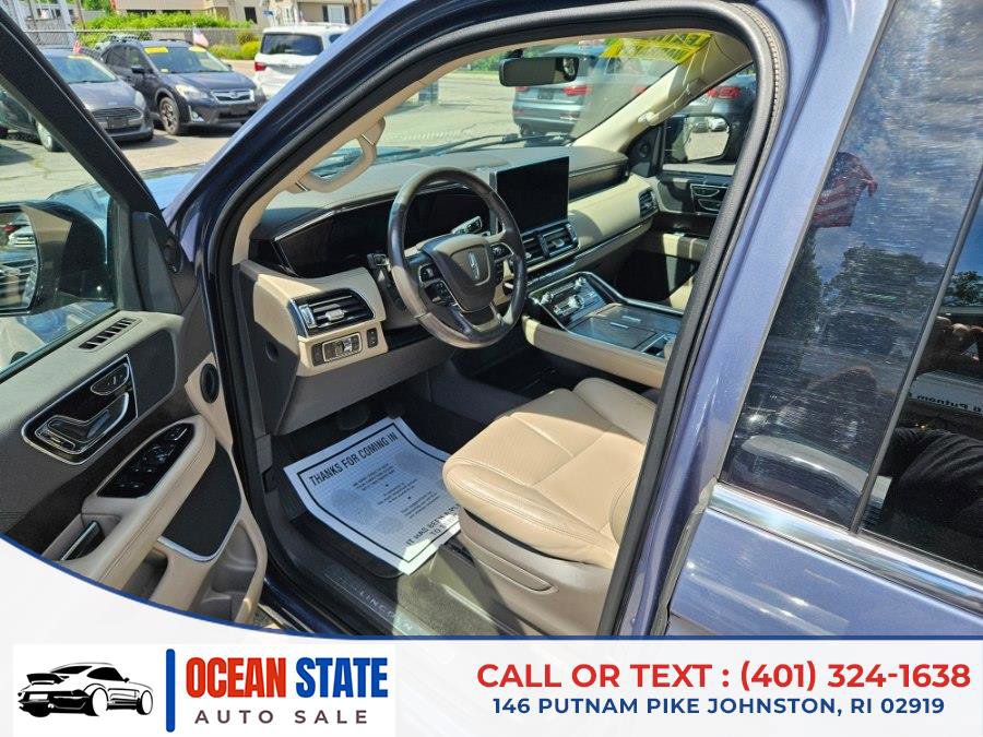 Used 2022 Lincoln Navigator 4WD image 10