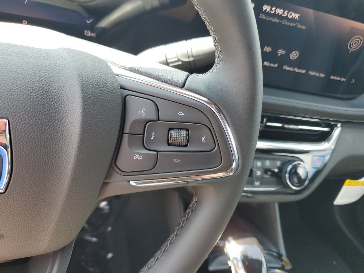 New 2026 Buick Envista Sport Touring w/ Convenience II Package FWD image 27