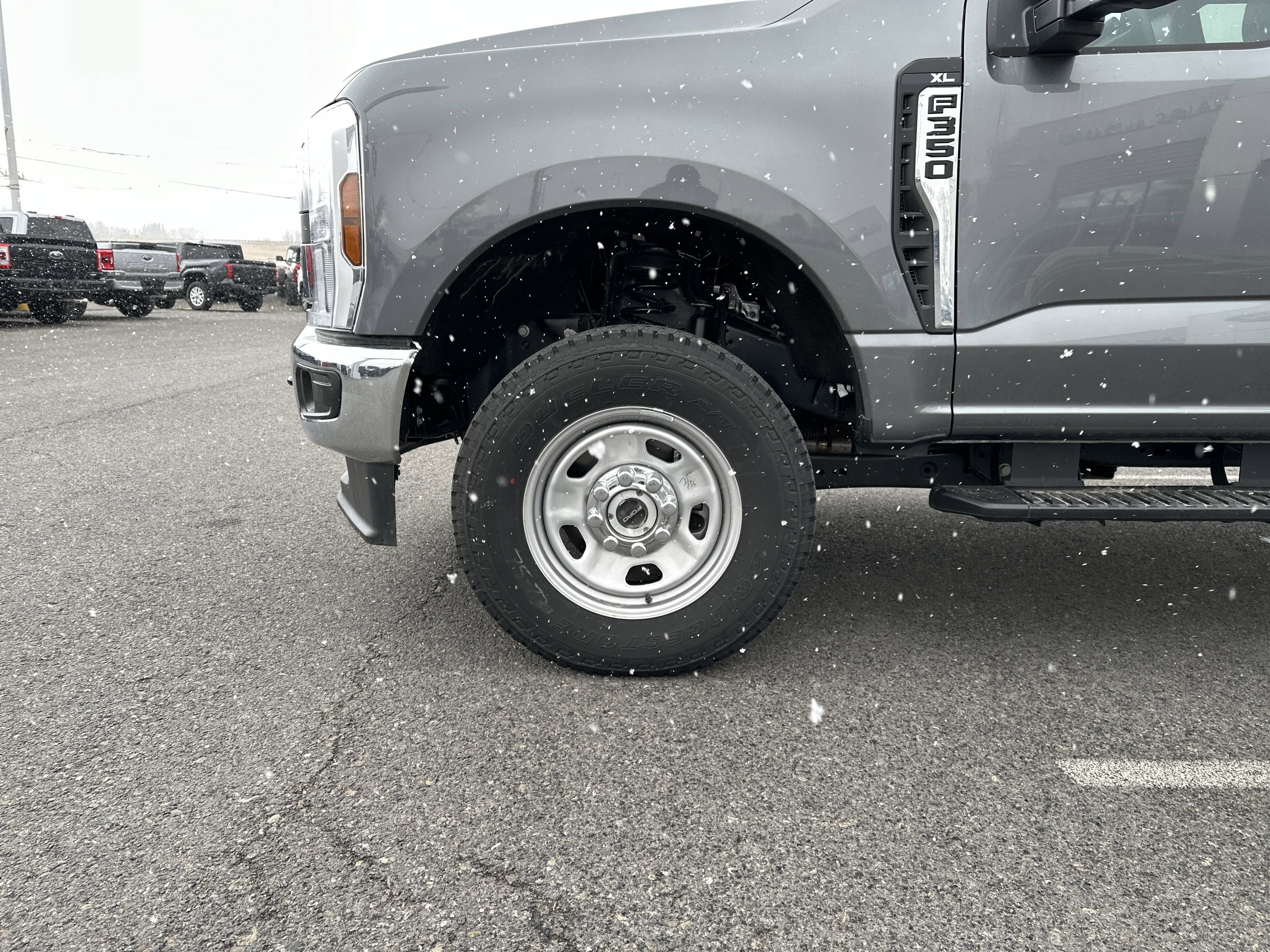 New 2024 Ford F350 XL w/ XL Chrome Package image 11