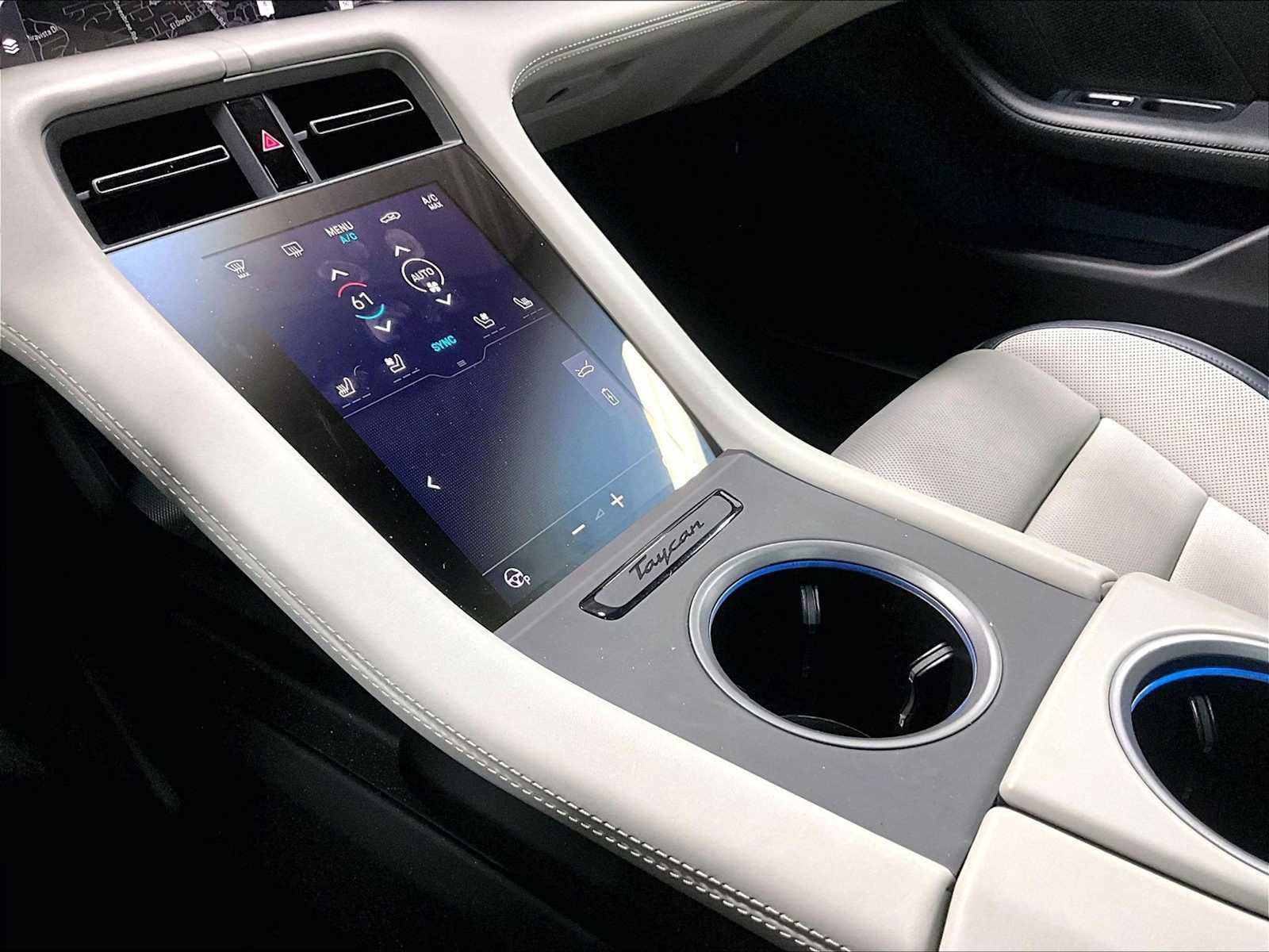 Used 2025 Porsche Taycan image 20