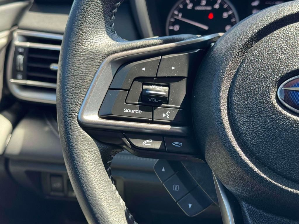 Used 2022 Subaru Outback Limited image 25