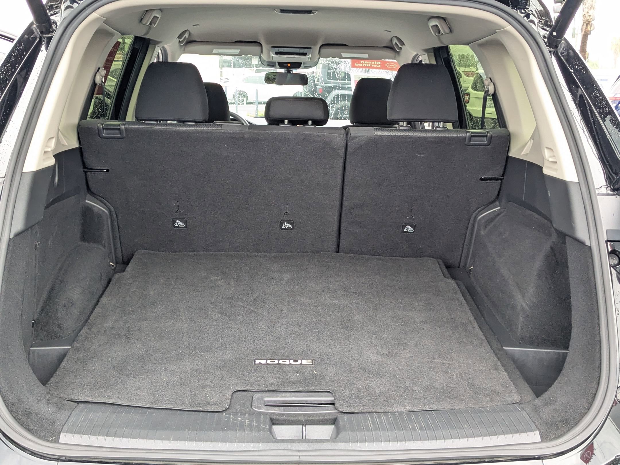 Certified 2024 Nissan Rogue SV image 21