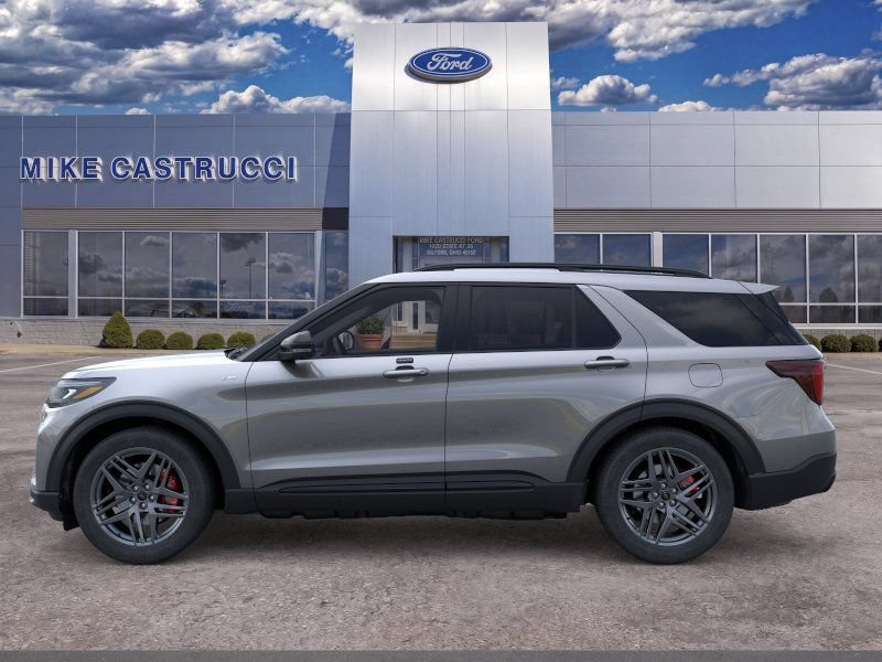 New 2026 Ford Explorer ST-Line w/ ST-Line Street Pack AWD/4WD image 3