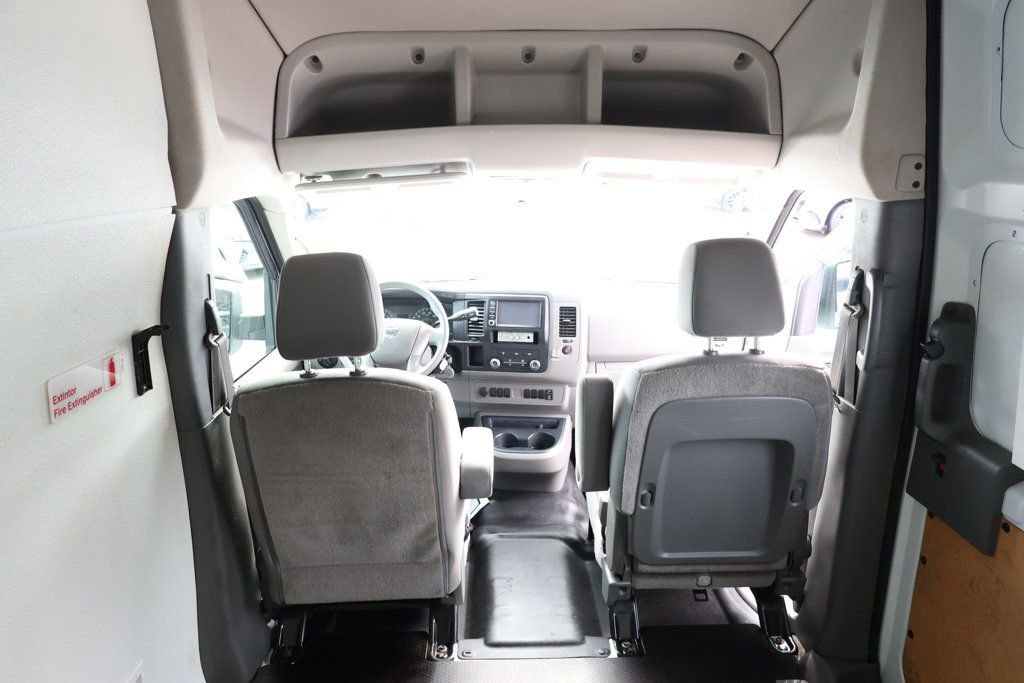Used 2021 Nissan NV 2500 S image 30