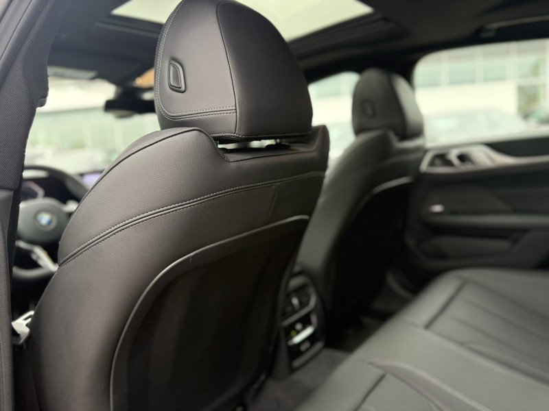 Certified 2025 BMW 430i w/ M Sport Package image 15