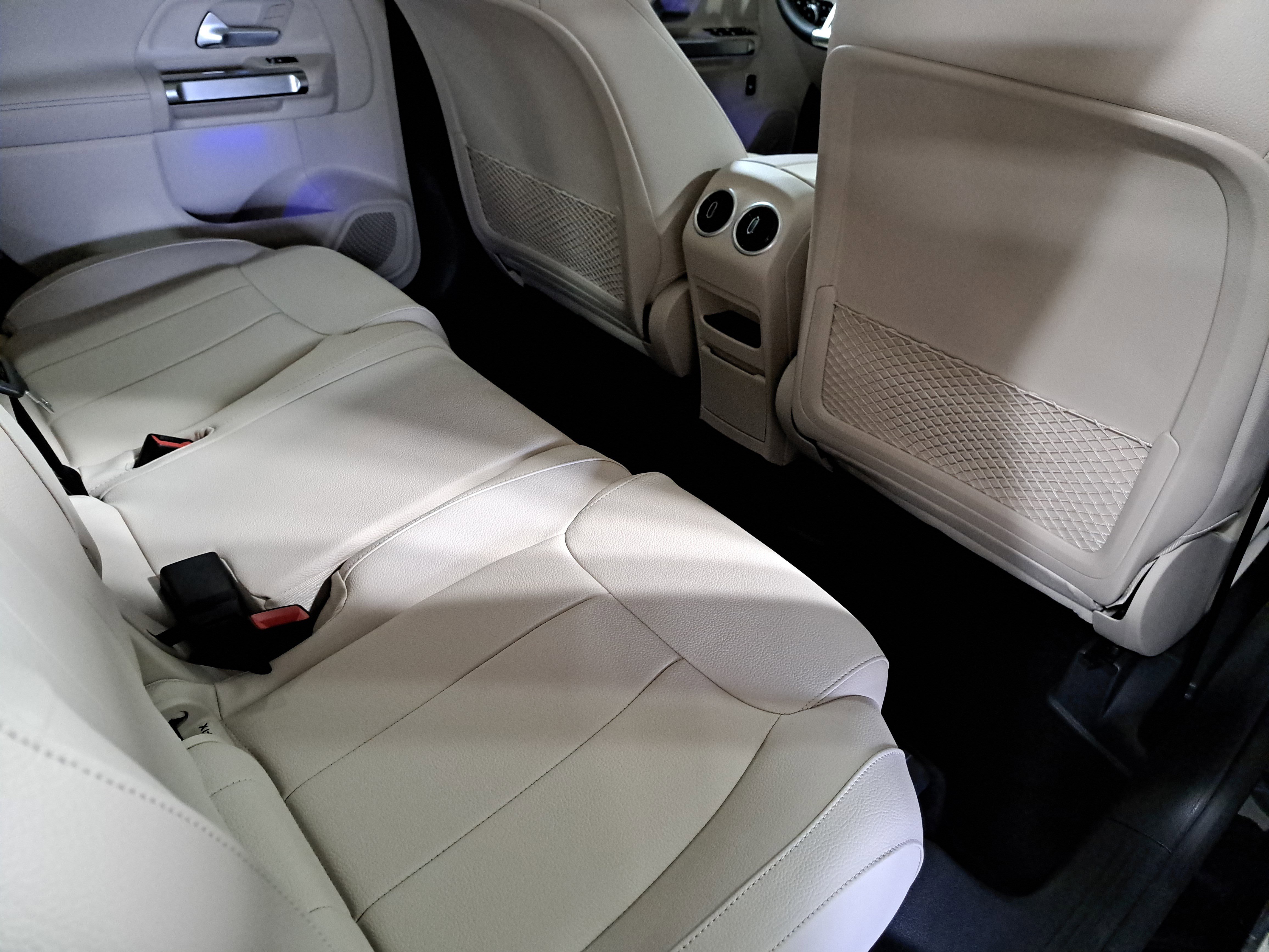 New 2026 Mercedes-Benz GLB 250 image 11