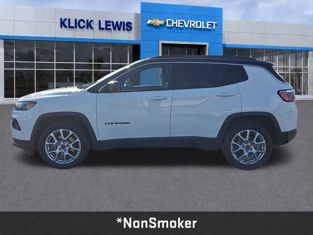 Used 2025 Jeep Compass Limited image 4