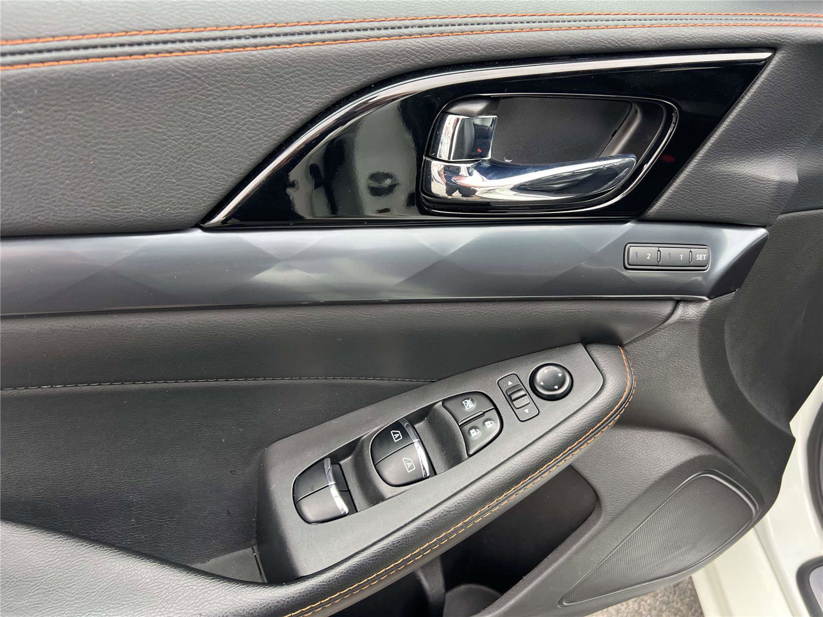 Used 2023 Nissan Maxima SR w/ Sport Mat Group image 22