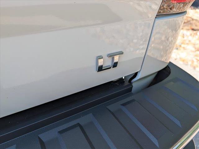 Used 2018 Chevrolet Silverado 1500 LT w/ All Star Edition AWD/4WD image 18
