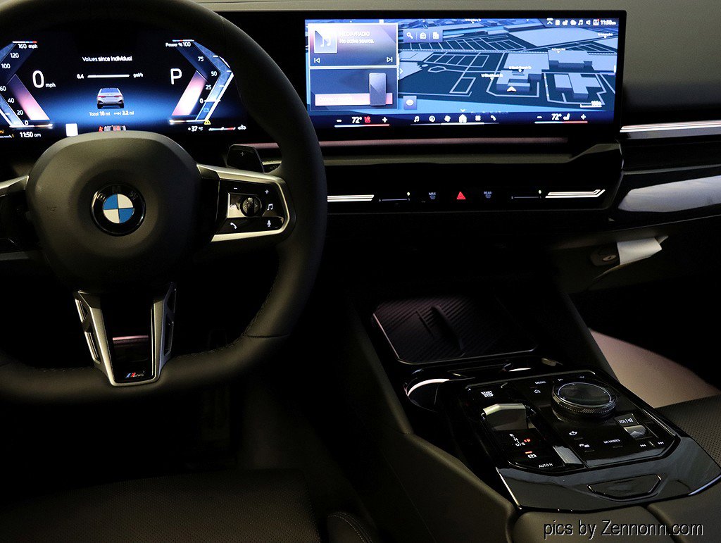 New 2026 BMW 530i xDrive w/ M Sport Package image 16