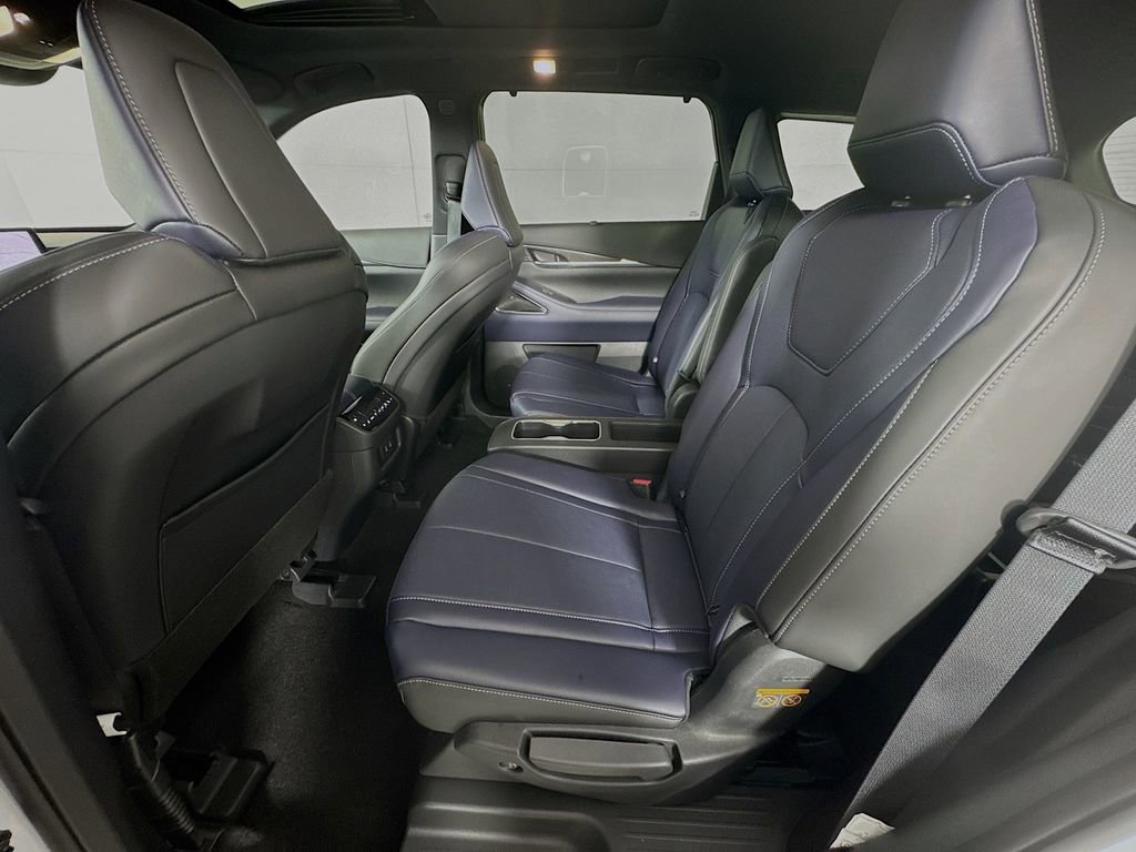 Certified 2026 INFINITI QX60 Sport w/ Dark Cargo Package image 31