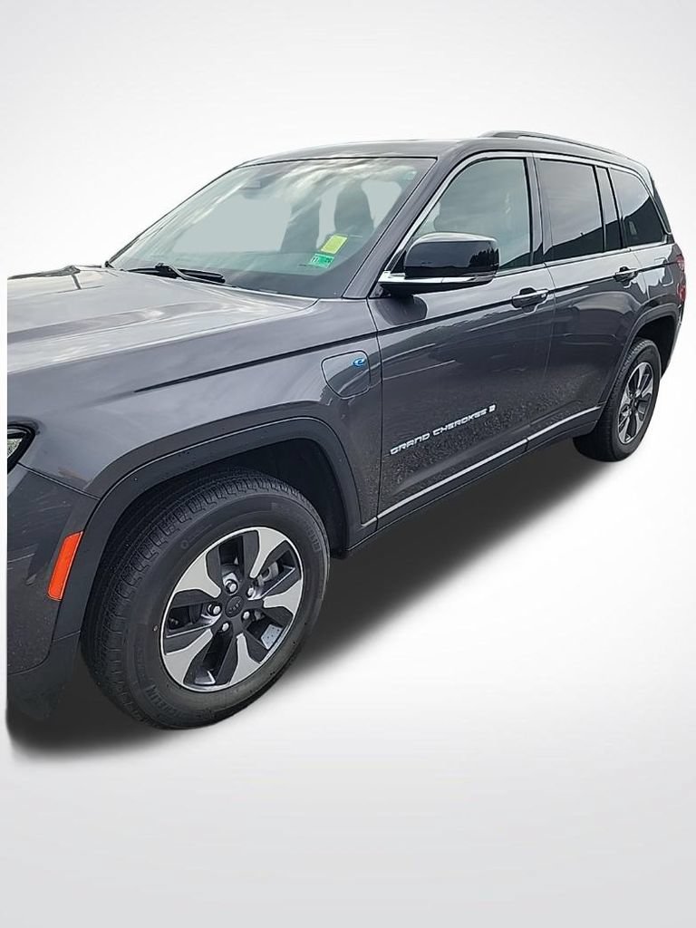 Used 2022 Jeep Grand Cherokee Limited 4xe AWD/4WD video 2