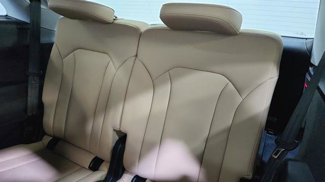 Used 2020 Audi Q7 3.0T Premium w/ Convenience Package image 23