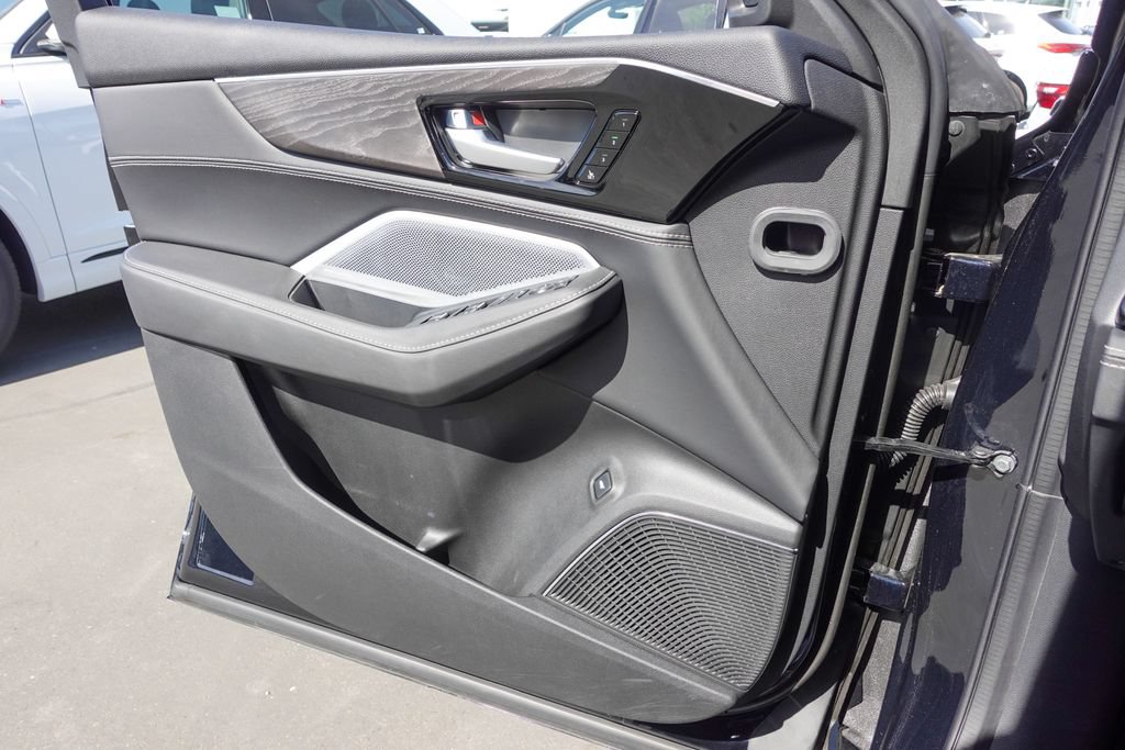 Certified 2025 Acura MDX w/ Advance Package AWD/4WD image 21