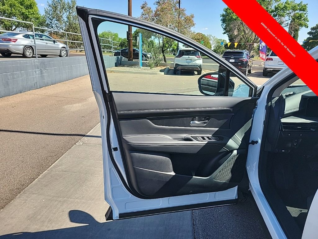 New 2025 Nissan Murano SV image 11