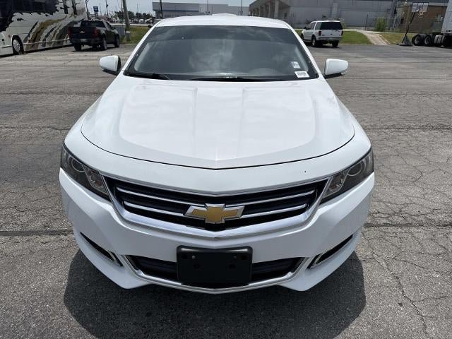 Used 2019 Chevrolet Impala LT FWD image 2