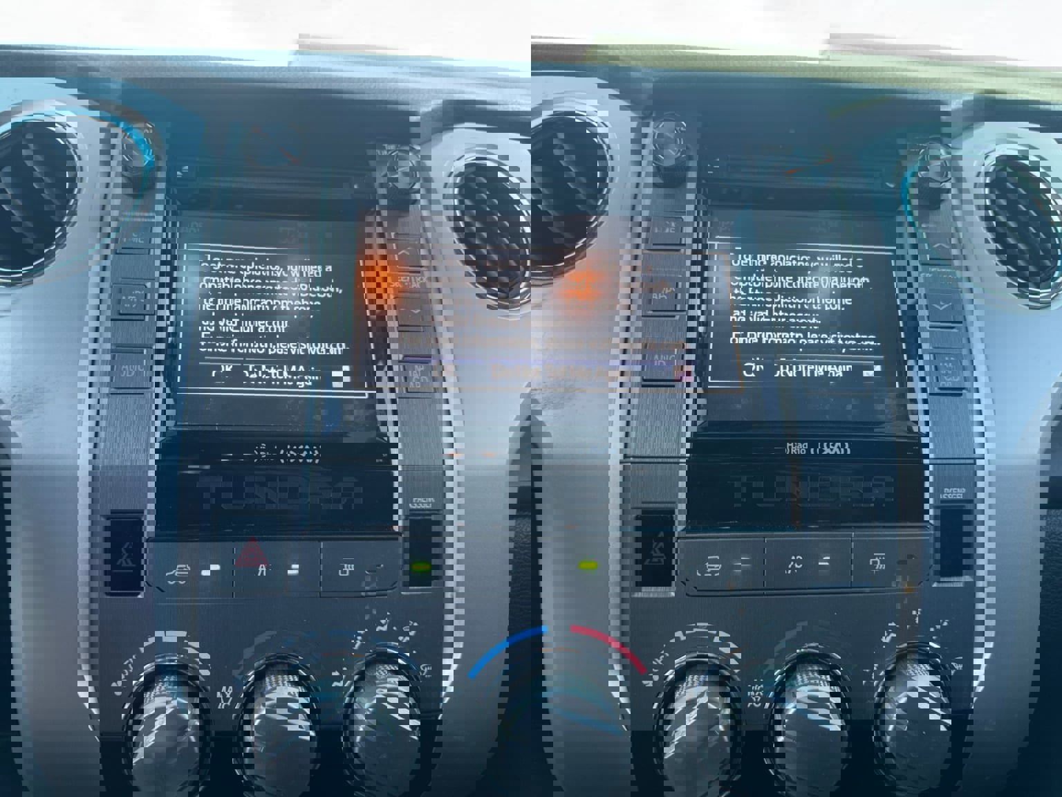 Used 2014 Toyota Tundra SR5 w/ SR5 Upgrade Package image 20