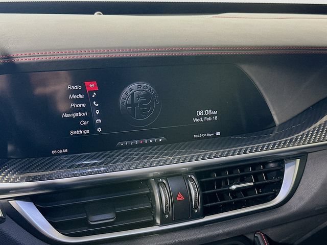 Used 2018 Alfa Romeo Stelvio Quadrifoglio w/ Driver Assist Dynamic Package AWD/4WD image 18