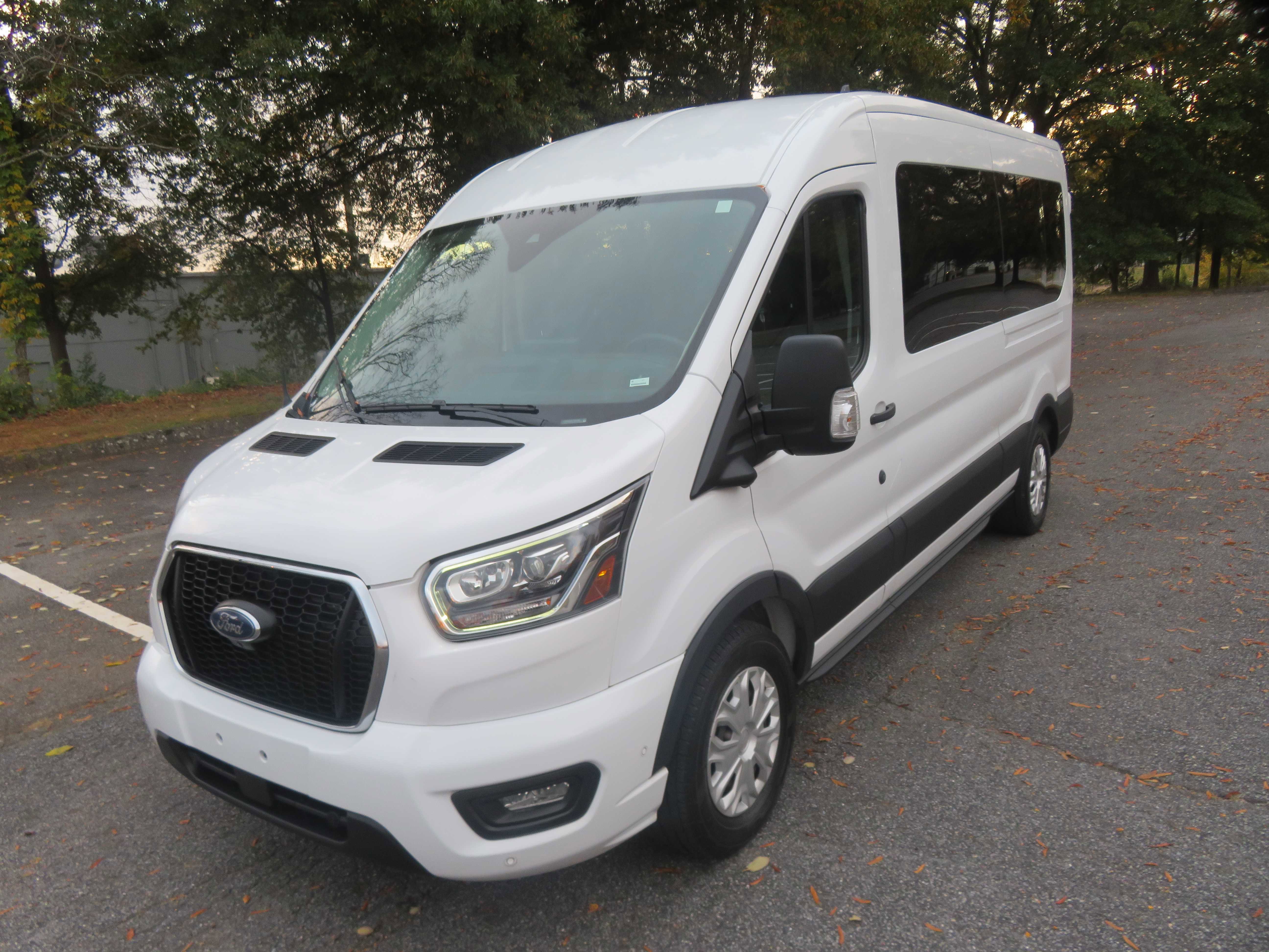 Used 2023 Ford Transit 350 XLT image 77