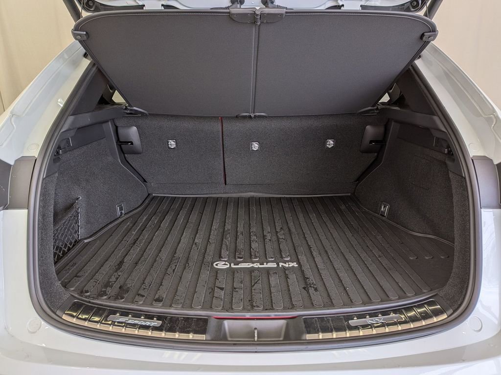 Certified 2025 Lexus NX 450h+ F Sport image 30