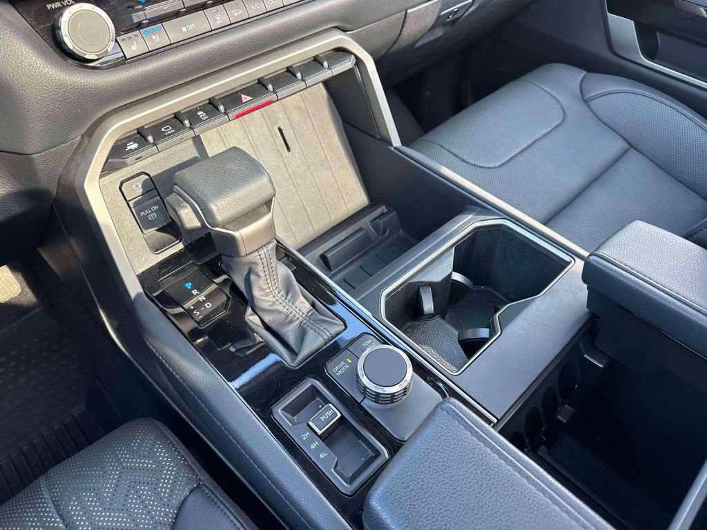 Used 2023 Toyota Tundra Limited AWD/4WD image 33