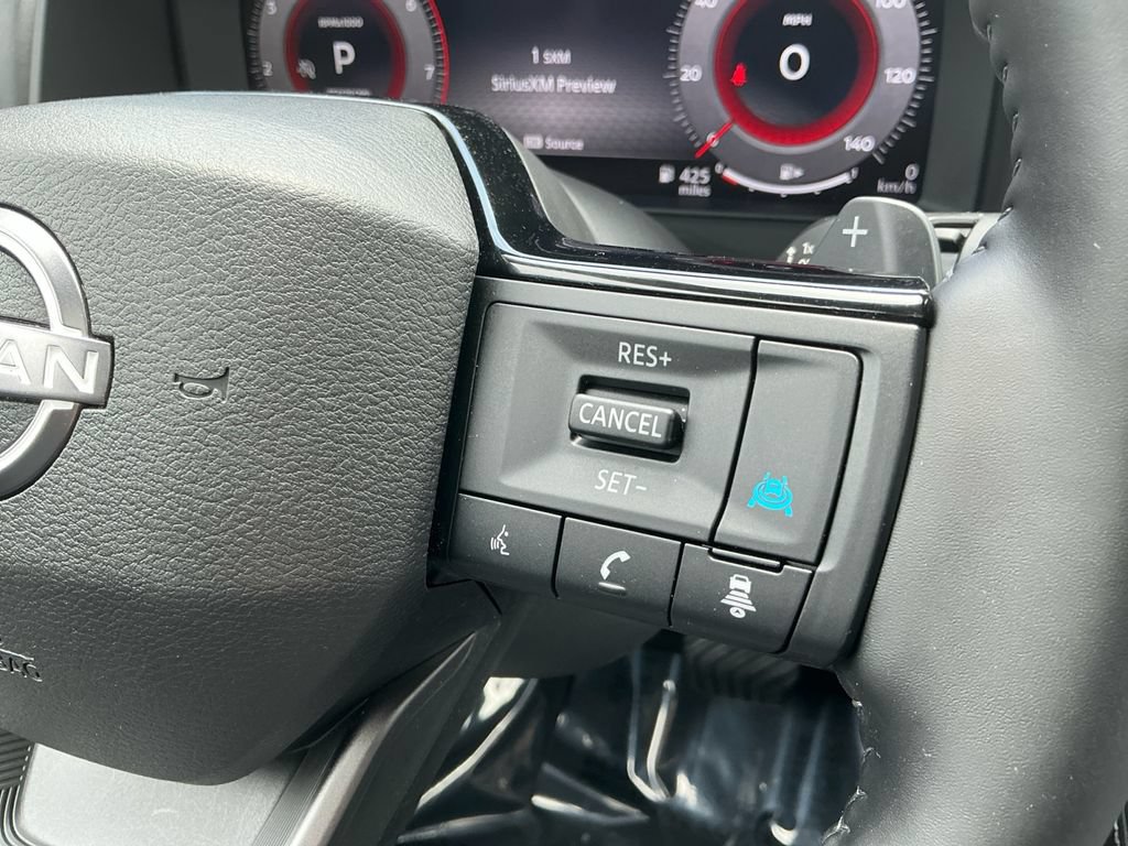 Used 2025 Nissan Rogue Platinum FWD image 20