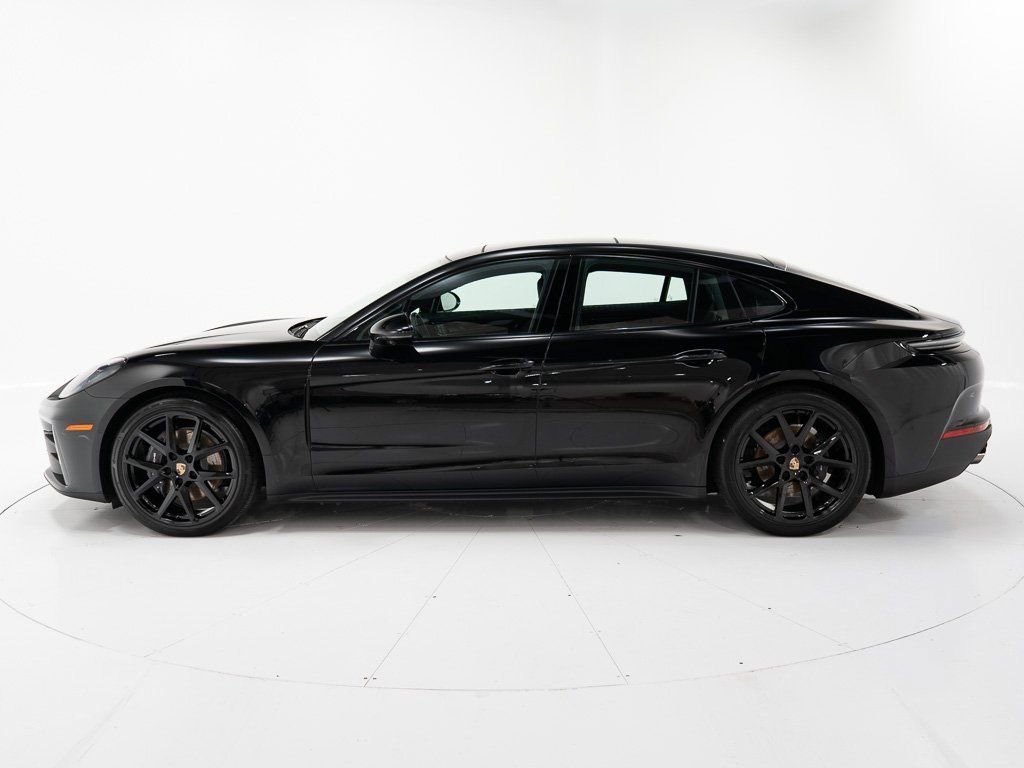 Used 2024 Porsche Panamera 4 image 2