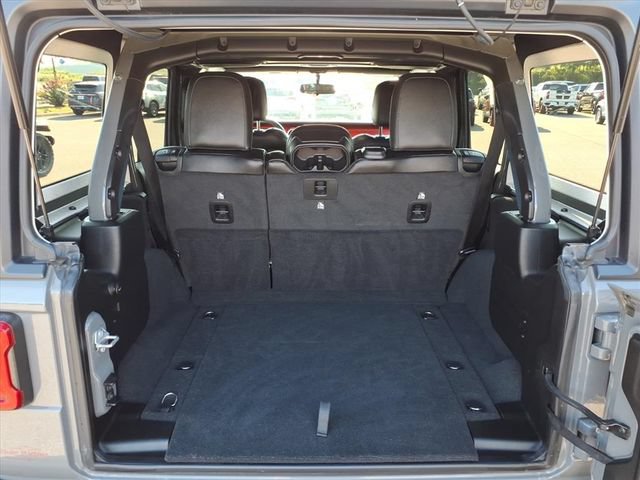 Used 2021 Jeep Wrangler Unlimited Rubicon w/ Steel Bumper Group AWD/4WD image 7