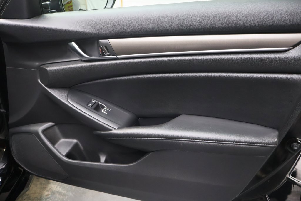 Used 2022 Honda Accord LX image 12