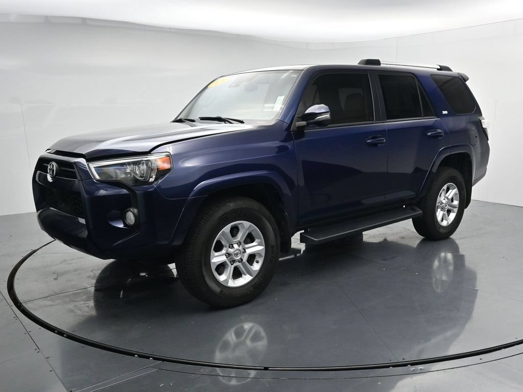 Used 2020 Toyota 4Runner SR5 Premium w/ Moonroof Package AWD/4WD image 4