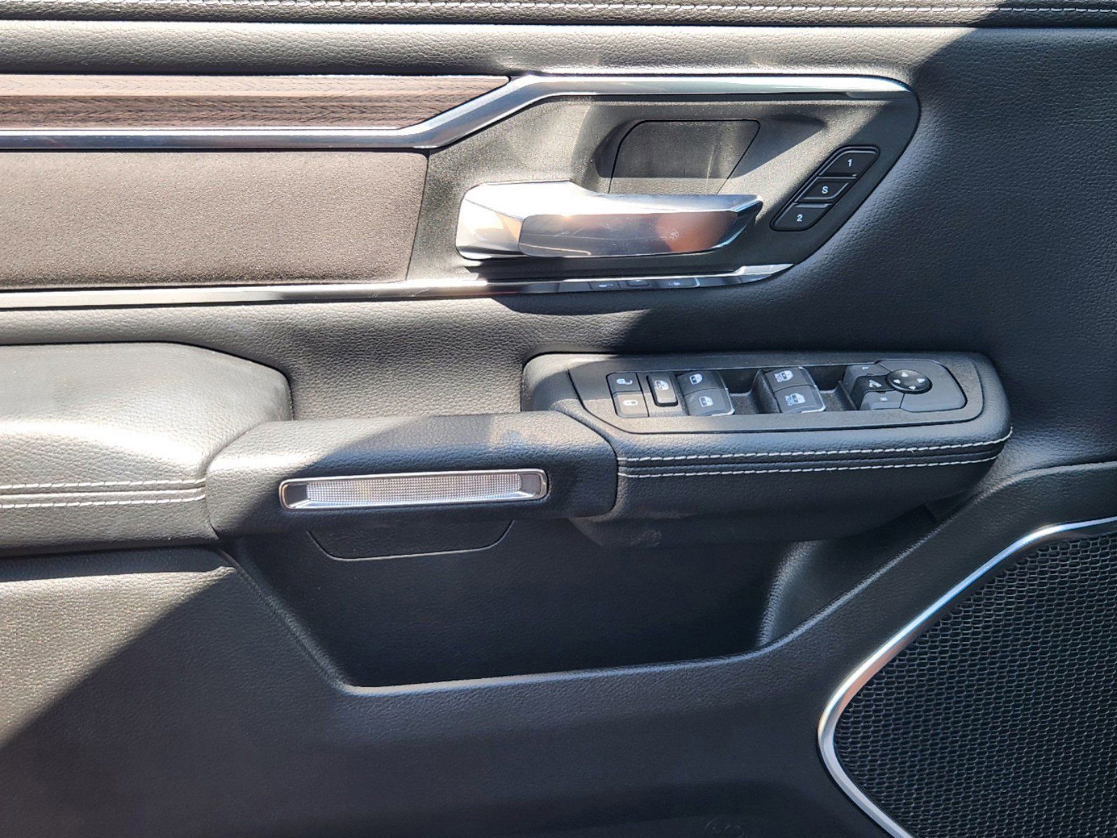 New 2025 RAM 1500 Laramie w/ Laramie Southwest Edition image 21