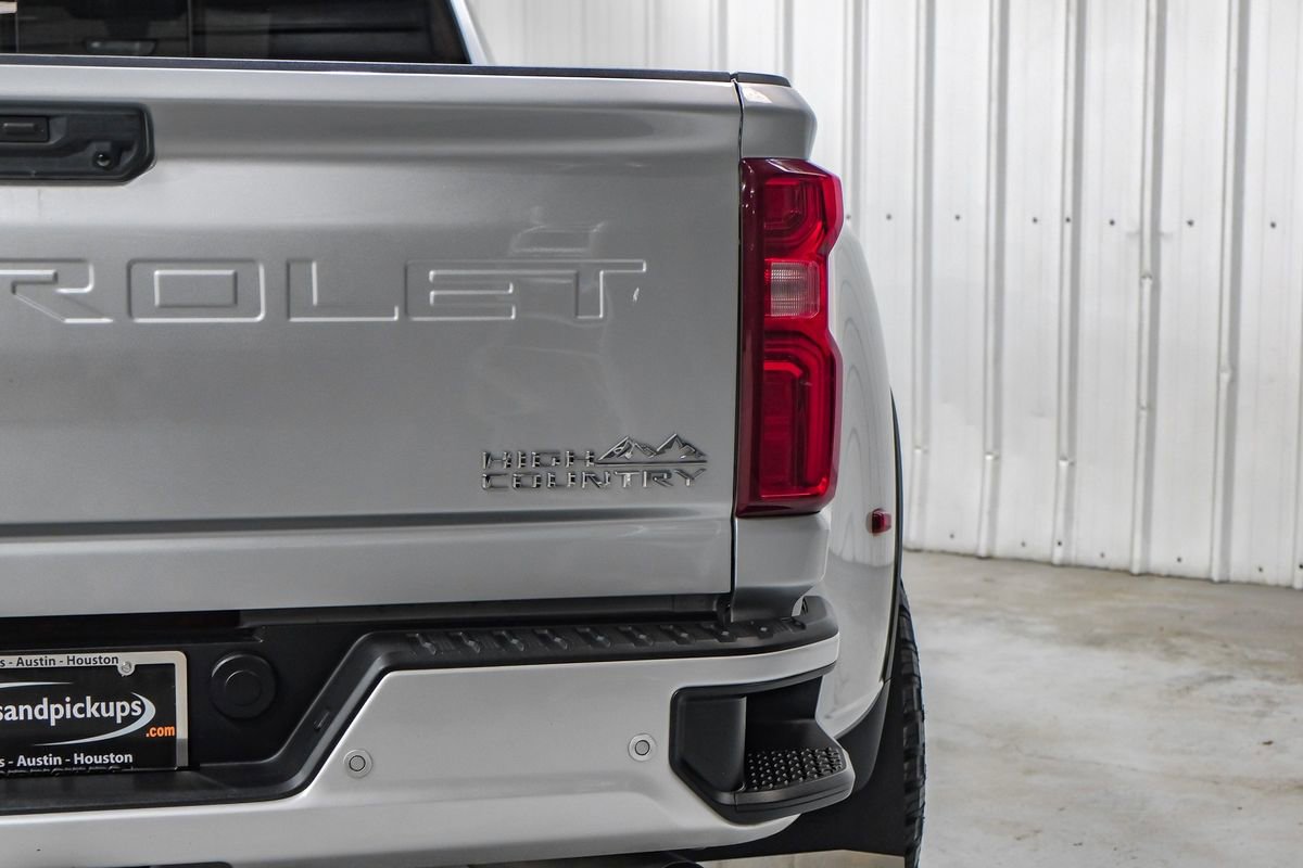 Used 2021 Chevrolet Silverado 3500 High Country w/ Snow Plow Prep/Camper Package image 52