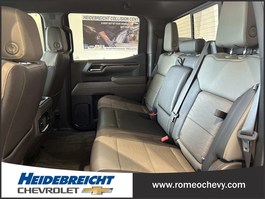 Used 2024 Chevrolet Silverado 1500 ZR2 w/ Technology Package AWD/4WD image 12
