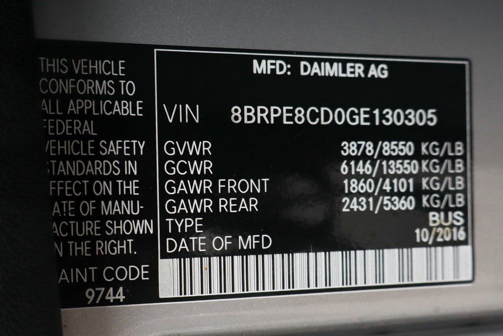 Used 2016 Mercedes-Benz Sprinter 2500 image 45