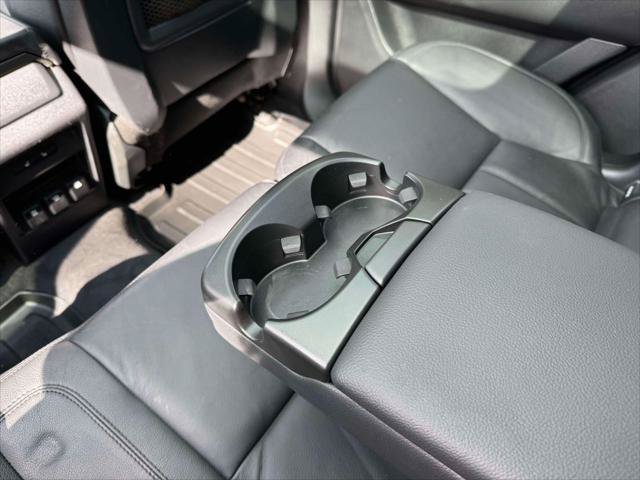 Used 2017 Land Rover Discovery Sport HSE AWD/4WD image 14