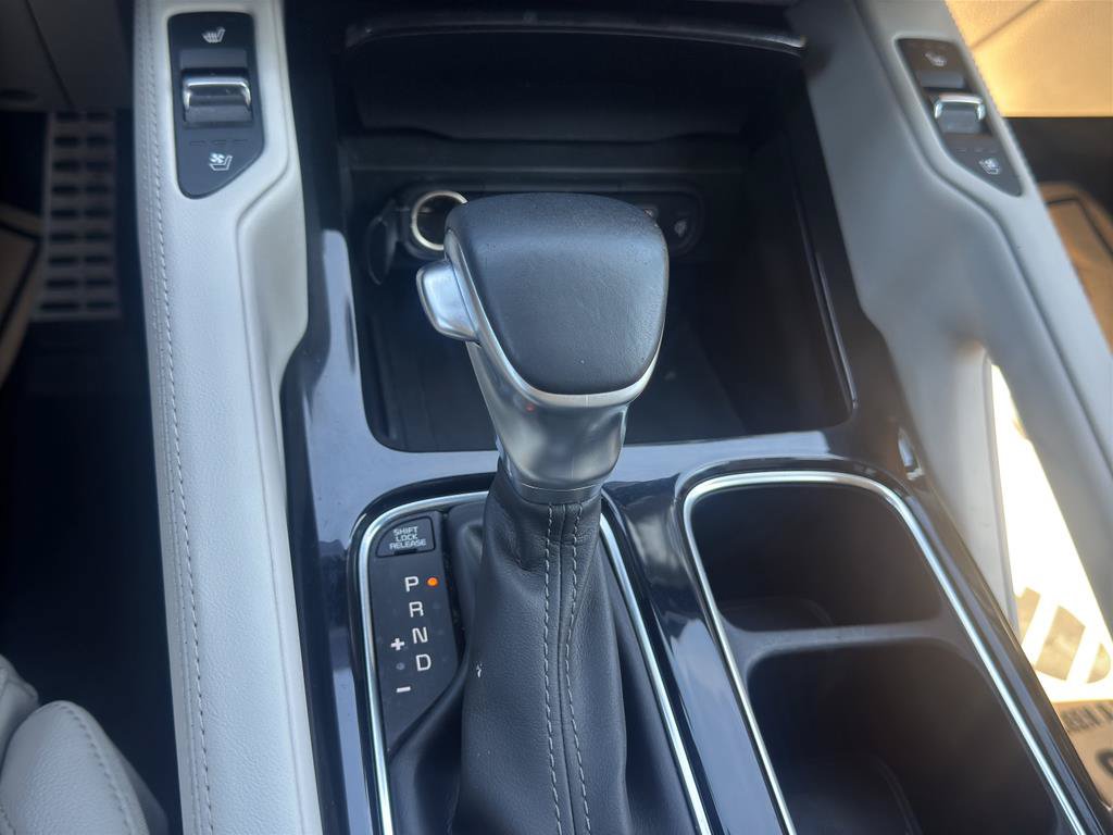 Used 2024 Kia Telluride SX w/ Towing Package FWD image 16