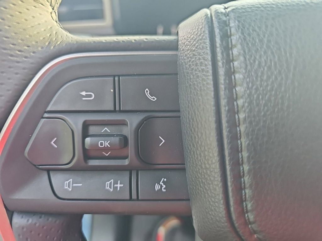 Used 2026 Toyota 4Runner SR5 AWD/4WD image 39