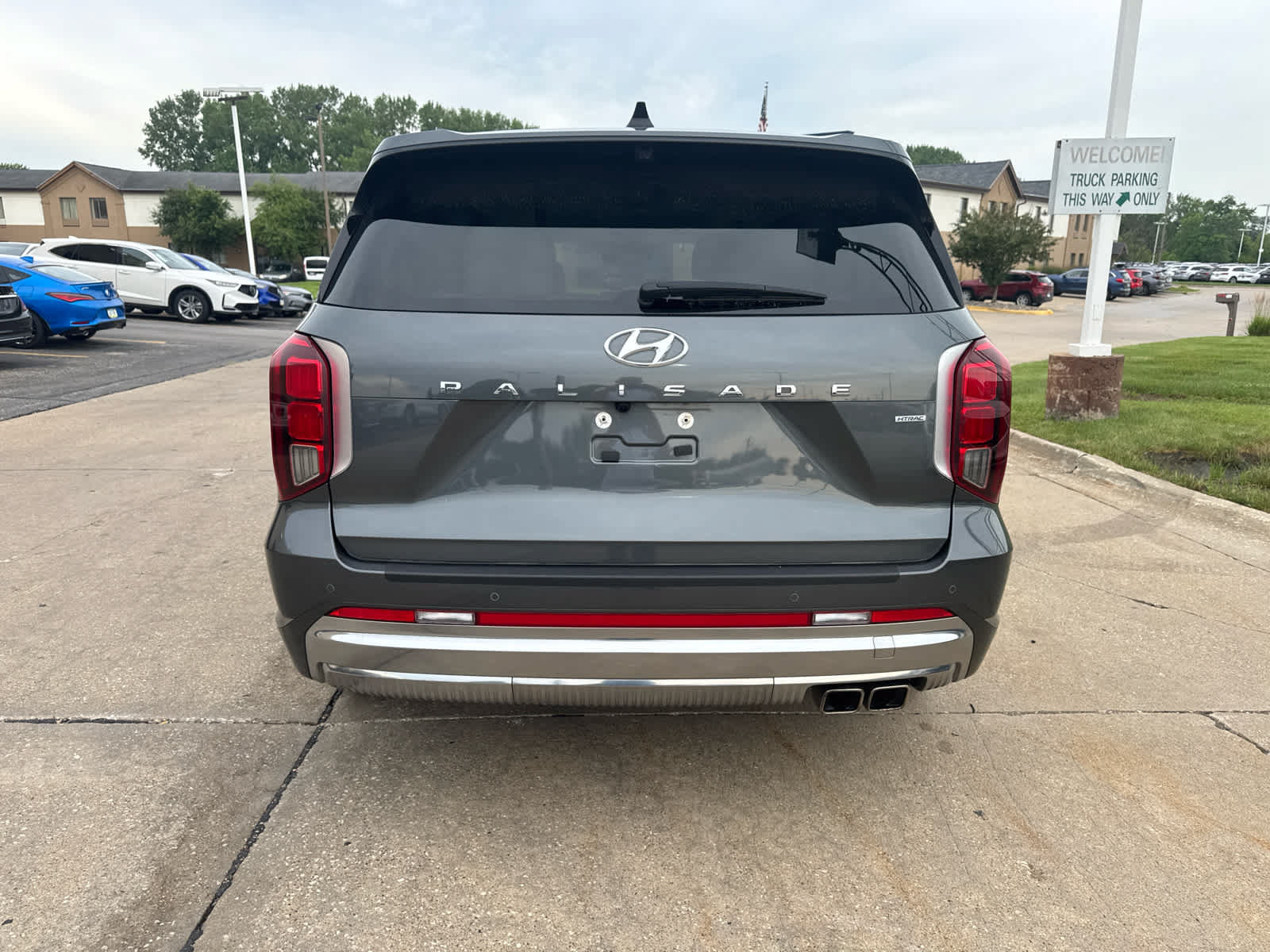 Used 2023 Hyundai Palisade Calligraphy AWD/4WD image 4