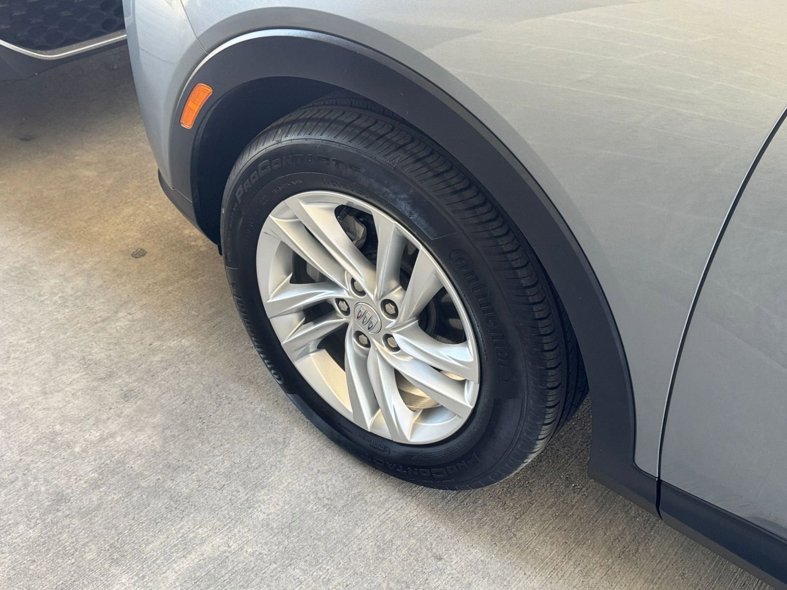 Used 2025 Buick Envista Preferred image 30