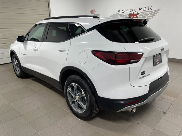 Used 2024 Chevrolet Blazer LT w/ Convenience Package image 4